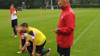 U18  Ludovic Batelli présente le premier stage de la saison à Clairefontaine [upl. by Armat382]