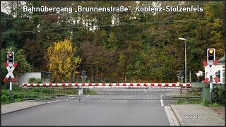 Bahnübergang quotBrunnenstraßequot Koblenz  BÜS72 mit Vollschranke am Rhein [upl. by Lichter]