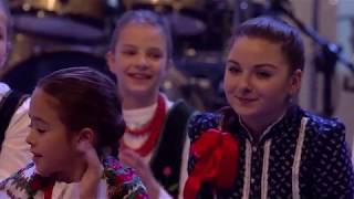 Kolędowanie z Fundacją Polsat 2018  Golec uOrkiestra Kasia Cerekwicka [upl. by Ardnekat481]