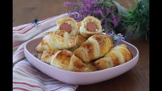 CROISSANT SALATI di sfoglia CON I WURSTEL ricetta facile e veloce [upl. by Solracsiul]