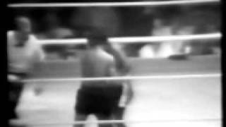 Jose Napoles vs Emile Griffith Part 3 [upl. by Kassi]