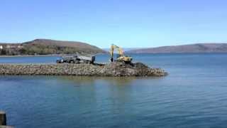 Building a protective breakwater [upl. by Rossen]