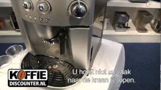 Delonghi ESAM 4200 top espresso apparaat [upl. by Kowatch]