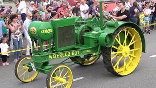 John Deere 100 jaar tractoren Optocht met trekkers door de jaren heen [upl. by Annaigroeg128]