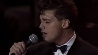 Luis Miguel  Contigo En La Distancia Live  Auditorio Nacional México 1992 [upl. by Sven794]