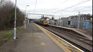 Railhead Treatment Train at Rayleigh Station with two Class 37s [upl. by Gonzales]