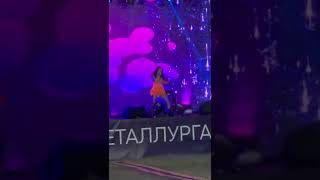 Nyusha  Нюша  Mr amp Mrs Smith Live Саяногорск 160722 [upl. by Lerat115]