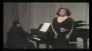 Fiorenza Cossotto  Pique Dame  Palinas Song [upl. by Auqinahc973]