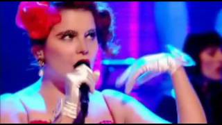 Paloma Faith  Jools Holland 131009 [upl. by Nyltak]