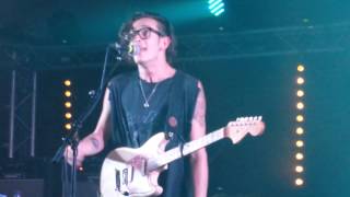 The 1975 chocolate live at Newquay Boardmasters [upl. by Suisyola903]