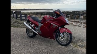 Honda CBR Super Blackbird 1100 XX 2000 Model Review [upl. by Ahsenet]