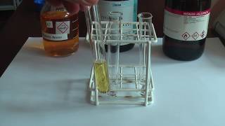 Comparison of the reaction of alkanes and alkenes with bromine water [upl. by Linn405]