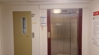 2x different KONE Elevators  Västmanlands sjukhus Västerås Sweden [upl. by Enyrehtak]