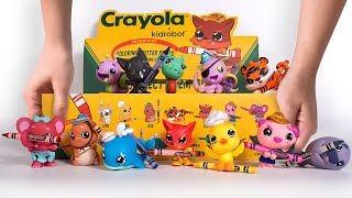 開箱！一整組的Kidrobot Crayola Coloring Critters玩具 [upl. by Lizabeth960]