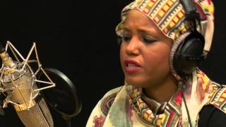 Aziza Brahim I Le live de la matinale [upl. by Kenrick]