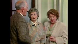 KEEPING UP APPEARANCES from S02E04 Golfing with the Major 1333quot1812quot [upl. by Ettevy758]