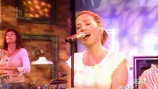 Dido White Flag Live GMA 02 Oc 2003 [upl. by Ashlin]