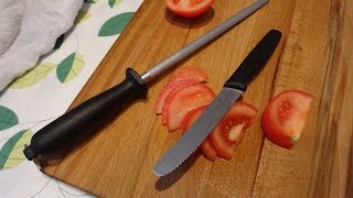 quotSharpeningquot serrated kitchen knife [upl. by Faber231]