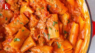 Creamy One Pot Rigatoni Recipe [upl. by Dalton]