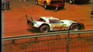 Decades of Dirt Tazewell Speedway 1982mpg [upl. by Kazmirci]