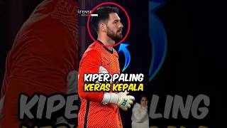 Kiper ini Menolak untuk Pindah Gawang [upl. by Mavis]