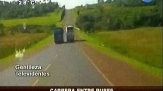 Buses juegan carrera en plena ruta 2  190514 [upl. by Ahsoet158]