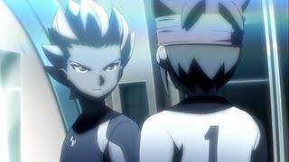 Inazuma eleven GO Crossover match Shinsei Inazuma Japan vs Inazuma Legend Japan HD [upl. by Eillime45]