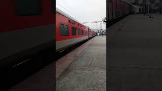 12987 Ajmer SF Express Sealdah to Ajmer jn [upl. by Yehudit]