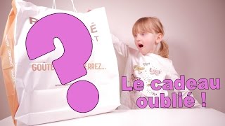 SURPRISE • LE CADEAU OUBLIÉ   Studio Bubble Tea unboxing [upl. by Wallie]