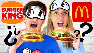 QUIEN ADIVINE BURGUER KING vs MC DONALDS CON LOS OJOS CERRADOS GANA 1000 [upl. by Leduar831]