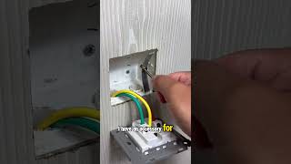 Installing a cover for an outlet but the internal nut is broken electrician [upl. by Amarillas]