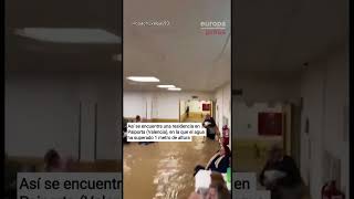 El agua inunda las salas de esta residencia de Paiporta Valencia tras el paso de la DANA [upl. by Vallie]