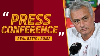 🎙 LIVE  La conferenza stampa di José Mourinho e Roger Ibanez in vista di Real BetisRoma [upl. by Adnilem]