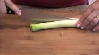 Seriously Simple Essentials How to Clean and Cut a Leek [upl. by Ruff]