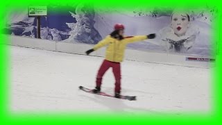 Snowboard Kurs Teil 3 Erste Abfahrt in der Grundposition [upl. by Ettenaej]