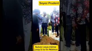 Ils sont tombés dans un tombeau 🤔Une image émouvante By Steve Mambe viralvideo funny information [upl. by Grand]