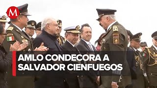 AMLO entrega presea a Enrique Cervantes y Salvador Cienfuegos ex titulares de Sedena [upl. by Brynn]