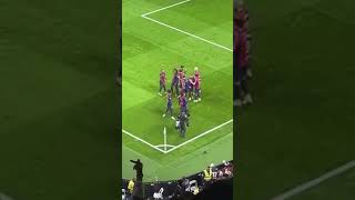 هدف برشلونه الثالث ضد ريال مدريد واحتفال اللاعبيين ريالمدريد football viscabarsa fcbarcelona [upl. by Aiouqahs]