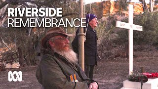 Murray River red cliffs form dramatic backdrop to community Anzac Day dawn service 🌅  ABC Australia [upl. by Candide]