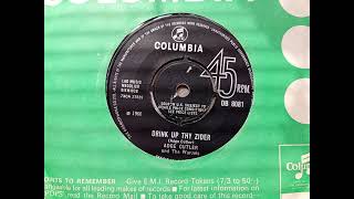 Adge Cutler and The Wurzels  Drink Up Thy Zider 1966 Columbia DB 8081 aside Vinyl rip [upl. by Horne211]