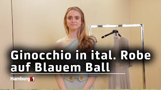 Hamburger Schauspielerin in italienischer Robe auf dem Blauen Ball [upl. by Mayor]