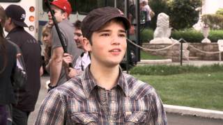 iCarly and Victorious Cast Tours Graceland [upl. by Cyn]