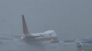 ✈Full HD B747200 BAD WEATHER APPROACH into Amsterdam  Kalitta Air [upl. by Attaynik]