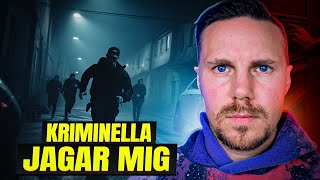 KRIMINELLA bryter upp min dörr o har VAPEN på sig [upl. by Fonda32]