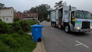 Recology San Francisco Heil Multitask garbage truck in the Presidio [upl. by Orazal]