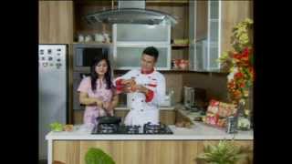 Cooking with Chef Billy Telur Bistik Special [upl. by Zebapda154]