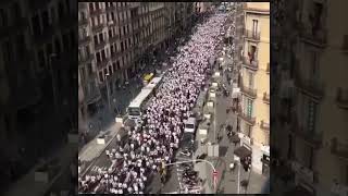 Frankfurt Fans in Barcelona  Barcelona 23 Eintracht Frankfurt 14042022 [upl. by Zizaludba]