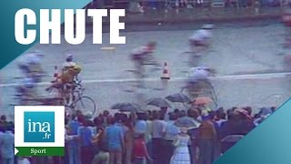 Chute sur les Champs Elysées Tour de France 1983  Archive INA [upl. by Euqinor169]