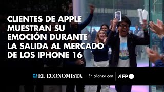 Clientes de Apple muestran su emoción durante la salida al mercado de los iPhone 16 [upl. by Bakerman36]