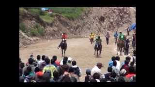 GRAN CARRERA DE CABALLOS EN LIRCAYANGARAES 2013 [upl. by Inavoig]